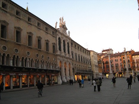 Vicenza Piazza dell erbe