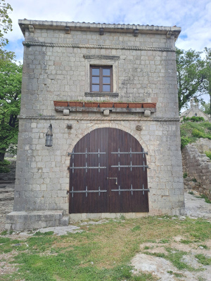 Montenegro 151